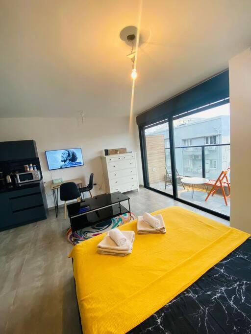 Appartamento Lovely Flat In The Center 36 Tel Aviv Esterno foto