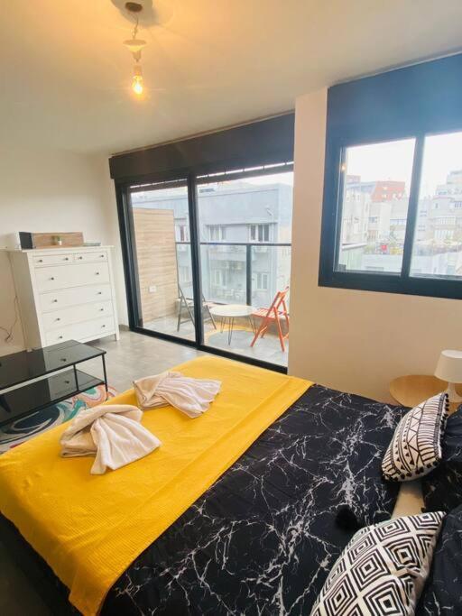 Appartamento Lovely Flat In The Center 36 Tel Aviv Esterno foto